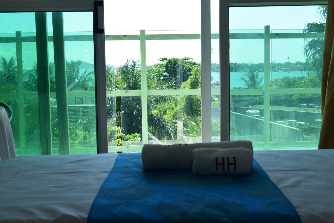 Hypertek Hotel Grand Baie Exterior foto